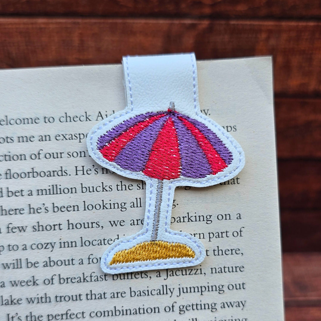 Beach Umbrella | Magnetic Bookmark