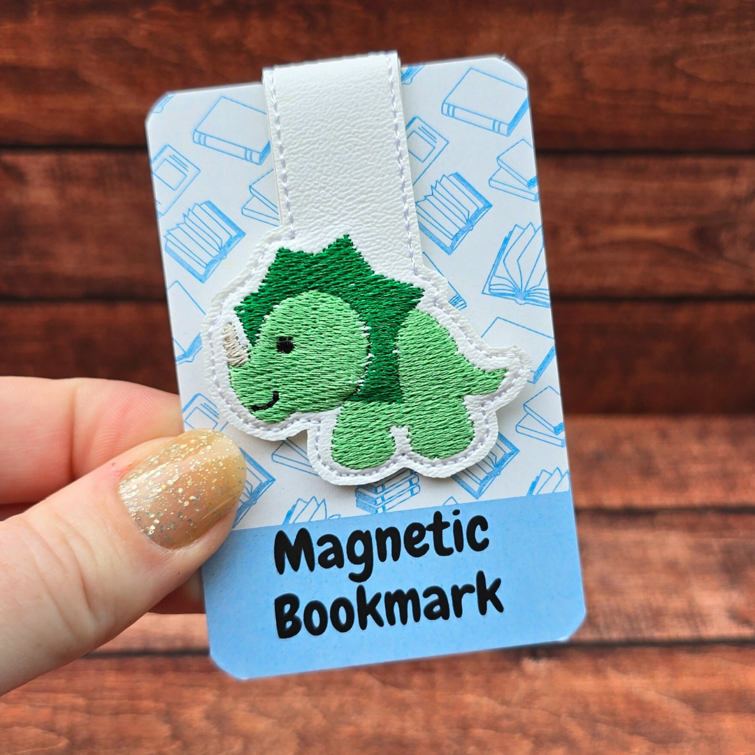 Triceratops Dino | Magnetic Bookmark