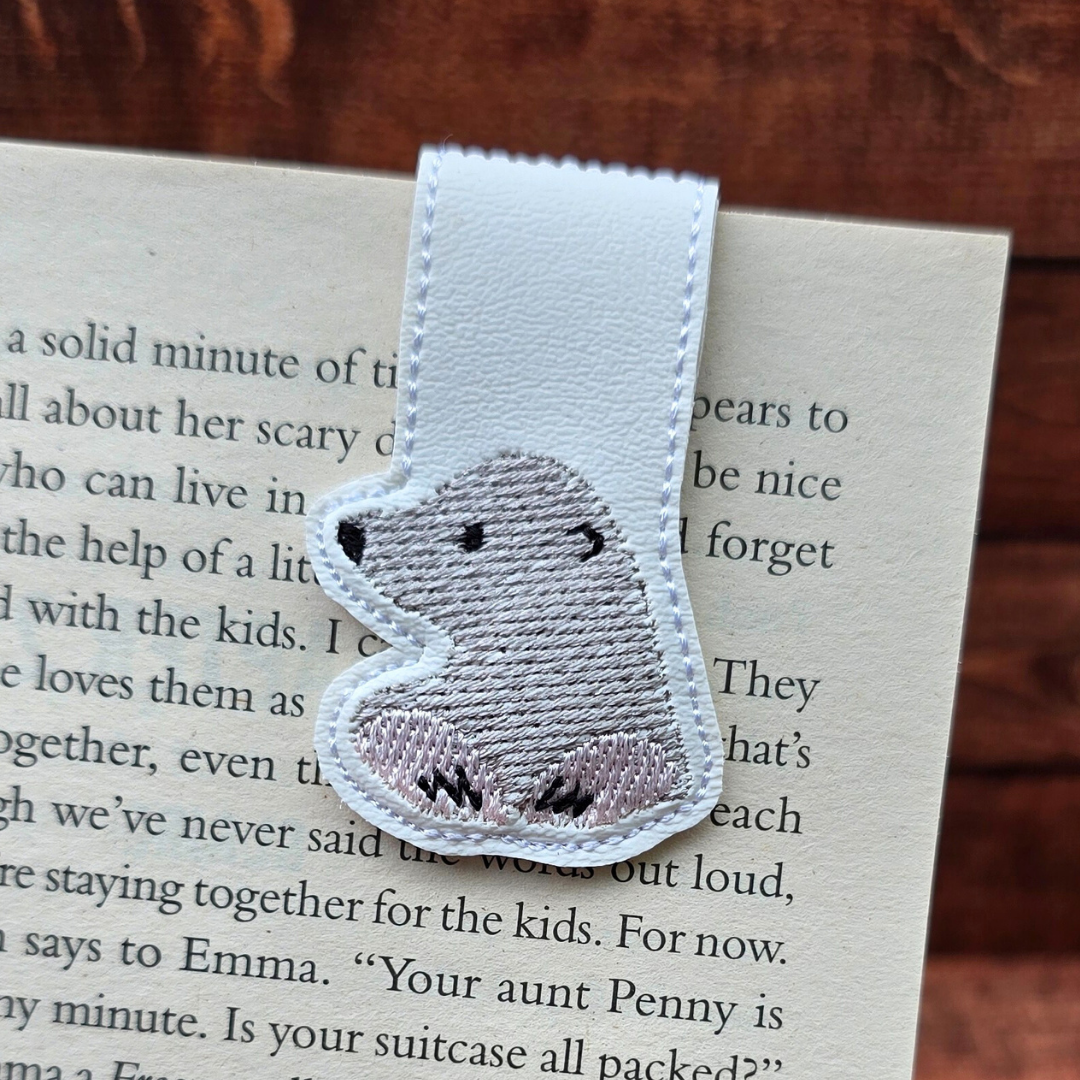 Mole | Magnetic Bookmark