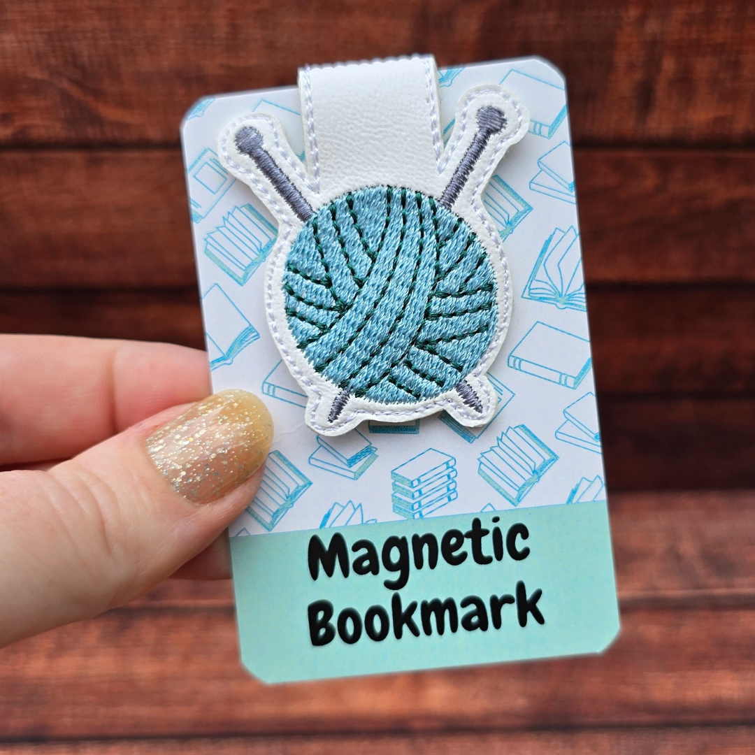 Knitting | Magnetic Bookmark