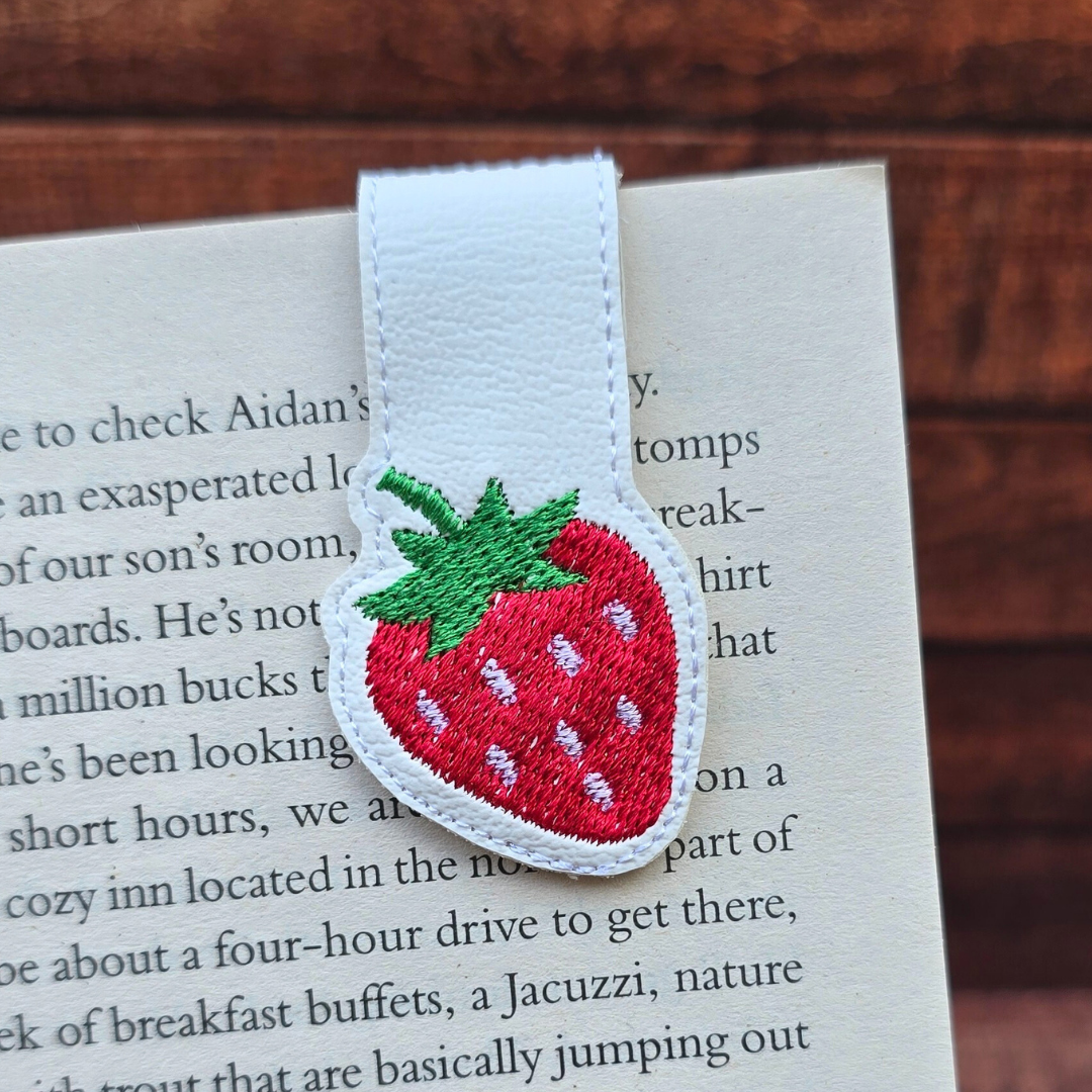 Strawberry | Magnetic Bookmark