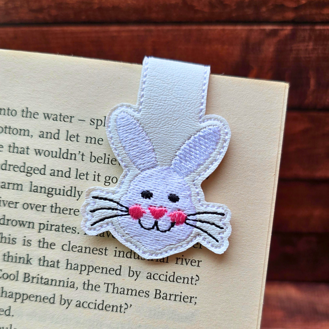 Bunny and Carrot | Magnetic Bookmark Set