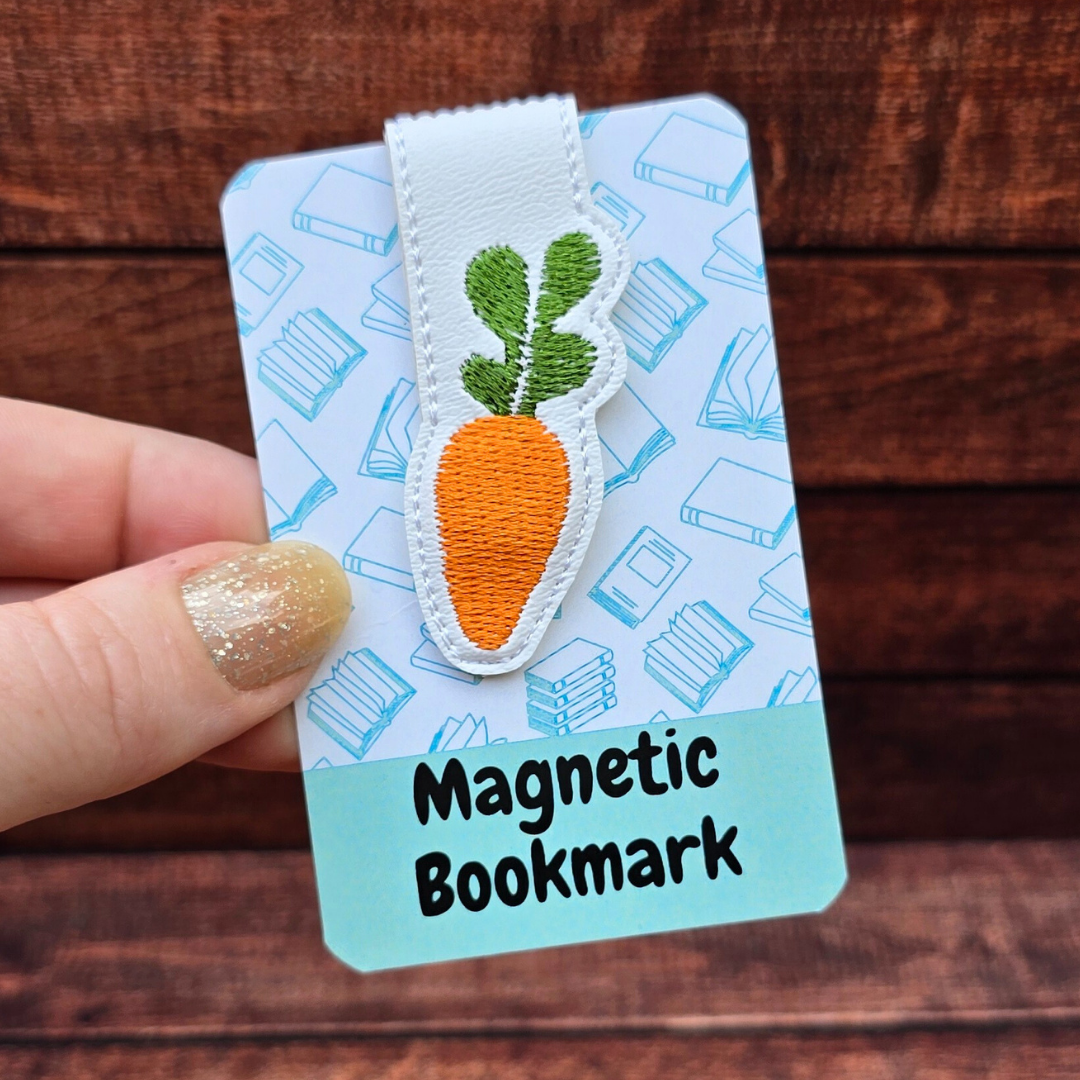 Carrot | Magnetic Bookmark