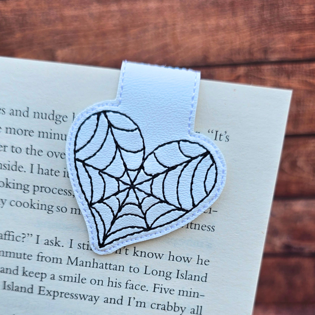 Cobweb Heart | Magnetic Bookmark