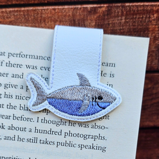 Shark | Magnetic Bookmark