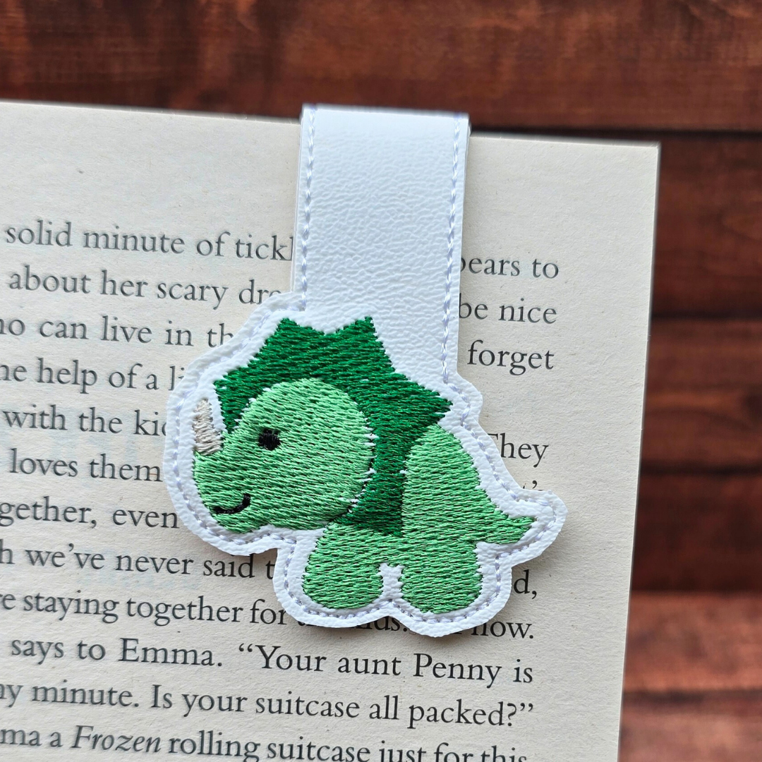 Triceratops Dino | Magnetic Bookmark